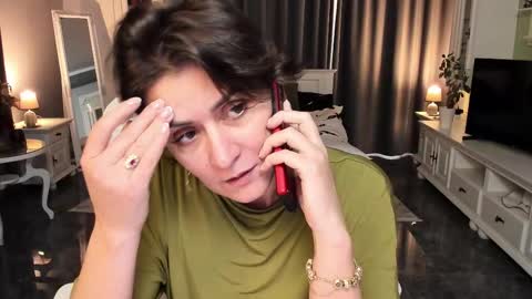 Ana online show from 11-17-25, 01:28