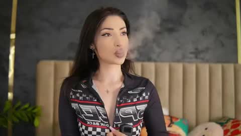 arianna_moonx online show from 08-05-26, 12:30