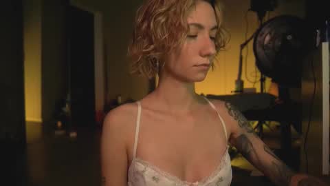 Olivka online show from 03-01-25, 05:52