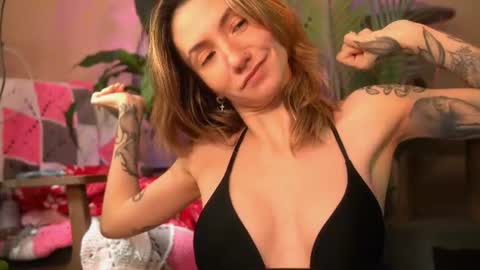 Olivka online show from 06-19-26, 09:57