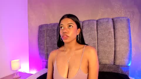 Snapshot of arianna_roxe_ chatting on 06-16-26, 09:23 arianna_roxe_ online show from 06-16-26, 09:23