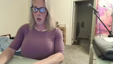 Snapshot of arianna_sinz chatting on 09-11-25, 06:02 Arianna Sinz online show from 09-11-25, 06:02