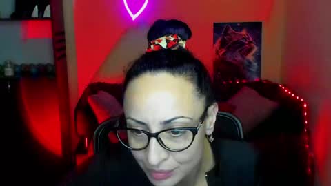 Arianna online show from 01-12-25, 03:25