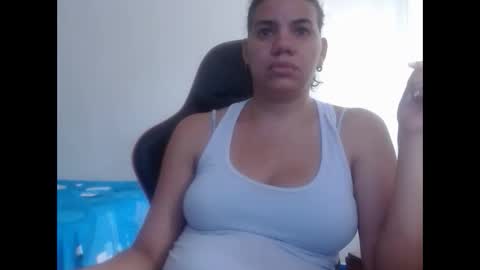 ariannaloovel online show from 01-04-25, 05:26