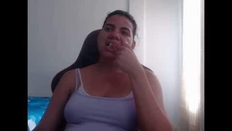 ariannaloovel online show from 01-10-25, 08:59