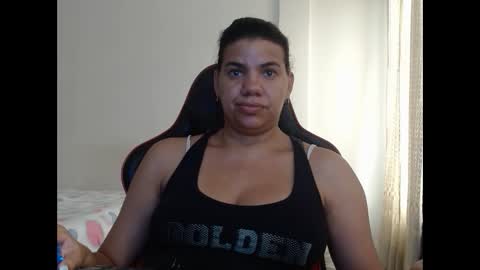 ariannaloovel online show from 01-21-25, 06:34