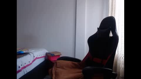 ariannaloovel online show from 01-29-25, 06:07