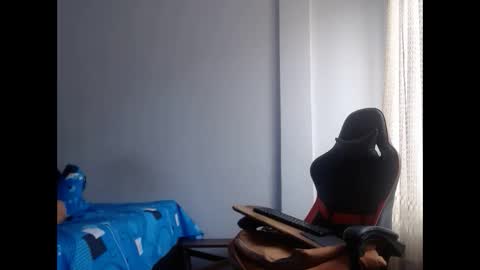 ariannaloovel online show from 02-06-25, 06:02