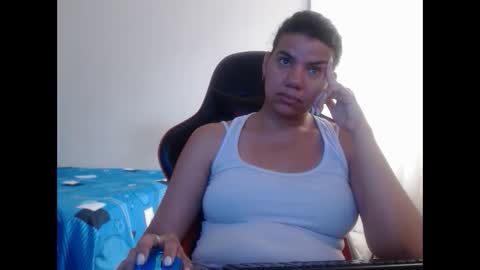 ariannaloovel online show from 02-10-25, 06:03