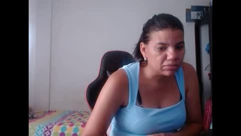 ariannaloovel online show from 05-26-26, 09:44
