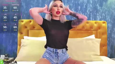 Arianna online show from 10-15-25, 06:19