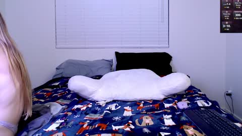 Snapshot of ariannapena chatting on 12-07-24, 05:04 Arianna Pea online show from 12-07-24, 05:04