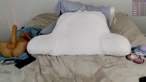 Snapshot of ariannapena chatting on 12-28-24, 02:22 Arianna Pea online show from 12-28-24, 02:22