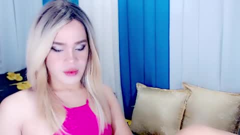 ARIANNE CUMS  online show from 03-18-26, 06:38