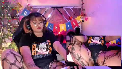 Snapshot of arianova_ chatting on 07-04-26, 01:17 Aria online show from 07-04-26, 01:17