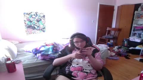 Ariathebrat online show from 05-29-26, 09:13