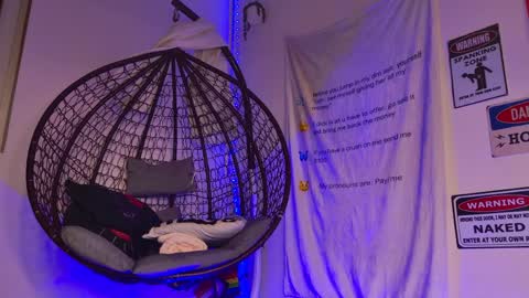 Aria online show from 04-09-26, 09:31