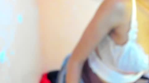 Snapshot of ariba_aribats chatting on 12-21-24, 10:17 VAL online show from 12-21-24, 10:17