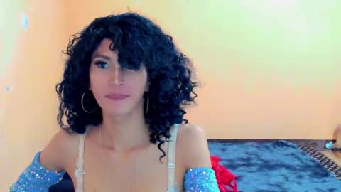 Snapshot of ariba_aribats chatting on 12-31-24, 02:51 VAL online show from 12-31-24, 02:51