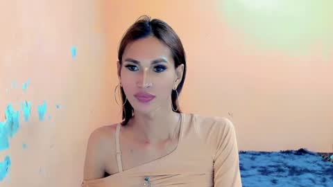 Snapshot of ariba_aribats chatting on 01-06-25, 06:52 VAL online show from 01-06-25, 06:52