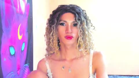 Snapshot of ariba_aribats chatting on 01-24-25, 07:08 VAL online show from 01-24-25, 07:08