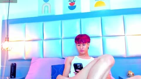 ARIEL VILLA online show from 02-12-25, 01:06