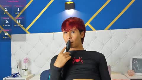 ARIEL VILLA online show from 02-28-25, 01:58