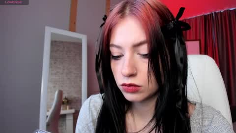 Ariel online show from 12-12-24, 11:40