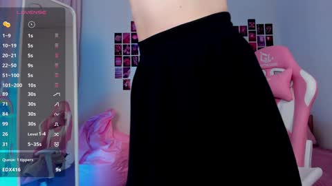 Ariel online show from 12-24-24, 04:40