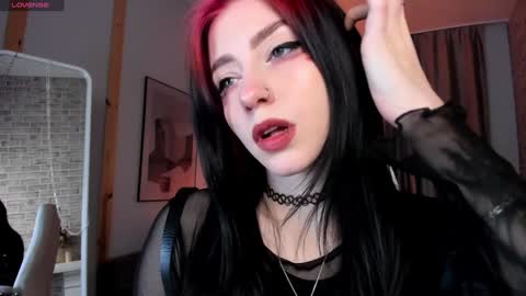 Ariel online show from 12-27-24, 02:33