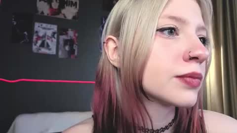 Ariel online show from 03-22-26, 03:37