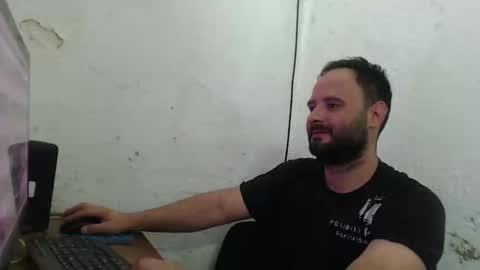 Snapshot of arield85 chatting on 12-03-24, 09:45 Ariel online show from 12-03-24, 09:45