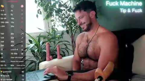 Snapshot of arielenbsas chatting on 07-14-26, 12:22 Ariel online show from 07-14-26, 12:22