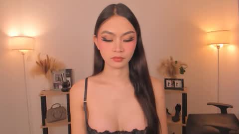 Snapshot of ariellaarida69 chatting on 02-24-26, 01:20 MIRA GREYSON online show from 02-24-26, 01:20