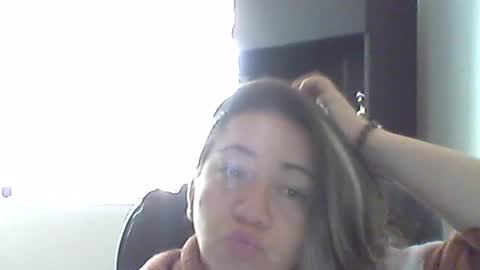 Arielle online show from 07-22-26, 07:05