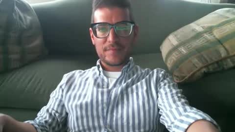 Anon online show from 10-30-25, 09:59