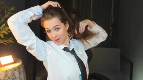 arielsykes online show from 11-07-25, 05:57