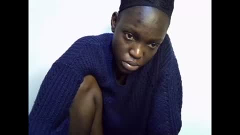 Snapshot of aries_eve chatting on 03-10-26, 12:10 aries_eve online show from 03-10-26, 12:10