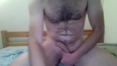 Snapshot of ariete80s chatting on 04-22-26, 12:50 ariete80s online show from 04-22-26, 12:50