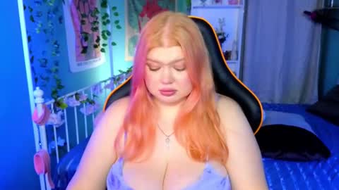 Adele online show from 12-04-25, 11:19