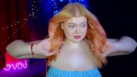 Adele online show from 12-19-25, 10:55