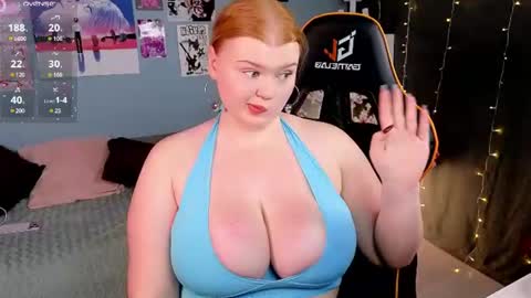 Snapshot of ariettaheart chatting on 07-07-26, 04:22 Adele online show from 07-07-26, 04:22