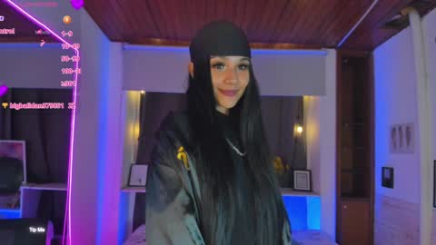 Snapshot of arigy_gomez chatting on 01-15-25, 05:19 Arigy Everyday From 1430 to 2130 Col Time online show from 01-15-25, 05:19