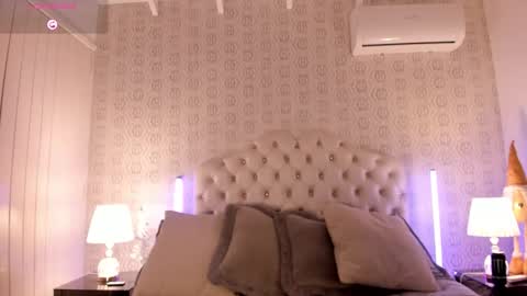 Ari Robert online show from 12-16-25, 02:16