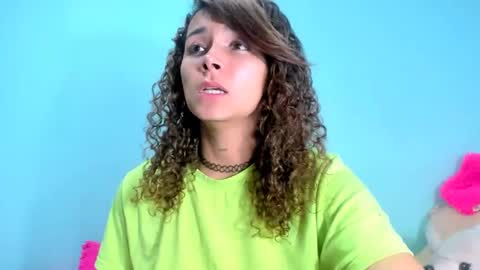 Snapshot of arisha_fox chatting on 01-19-25, 11:32 Erik online show from 01-19-25, 11:32