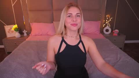 Snapshot of arishkalulu chatting on 11-21-25, 07:18 Arishka online show from 11-21-25, 07:18