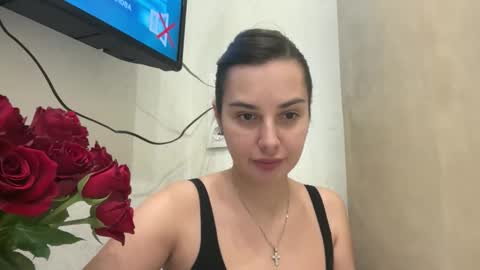 Snapshot of arivelle chatting on 11-16-25, 02:33 arivelle online show from 11-16-25, 02:33