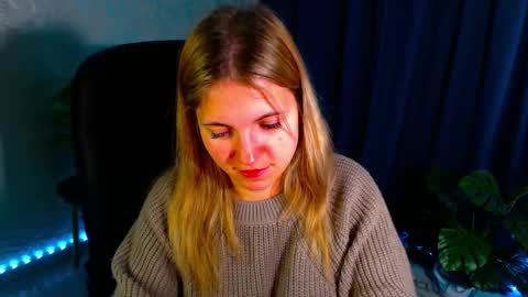 Snapshot of arlana_klart chatting on 09-17-25, 12:23 Arlana online show from 09-17-25, 12:23