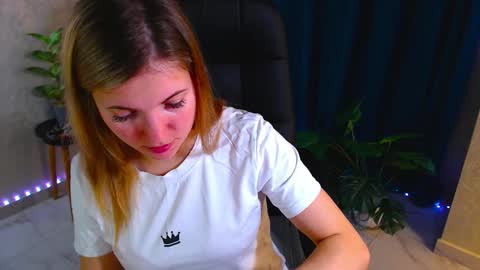 Snapshot of arlana_klart chatting on 10-26-25, 07:47 Arlana online show from 10-26-25, 07:47