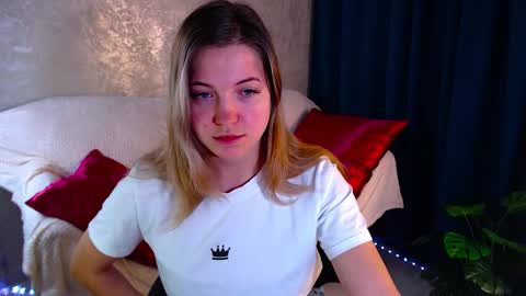 Snapshot of arlana_klart chatting on 11-09-25, 12:53 Arlana online show from 11-09-25, 12:53